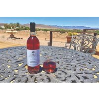 Rundgang durch die malerische Wüstenweinbrennerei Route 66