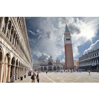 Venedig Markusdom und Gondelfahrt am Morgen