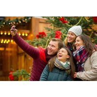 Erleben Sie die Saison bei einer Schnitzeljagd in Kelowna mit Holly Jolly Hunt