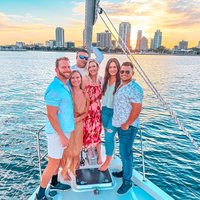 Luxussegeln bei Sonnenuntergang in der Tampa Bay