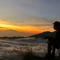 Sonnenaufgangswanderung zum Mount Batur und natürliche heiße Quelle