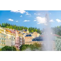 Tagesausflug nach Karlsbad: Kurstadt, Glashütte & Architektur
