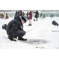 Hwacheon Ice Fishing und Eobi Valley Winter Tour von Seoul